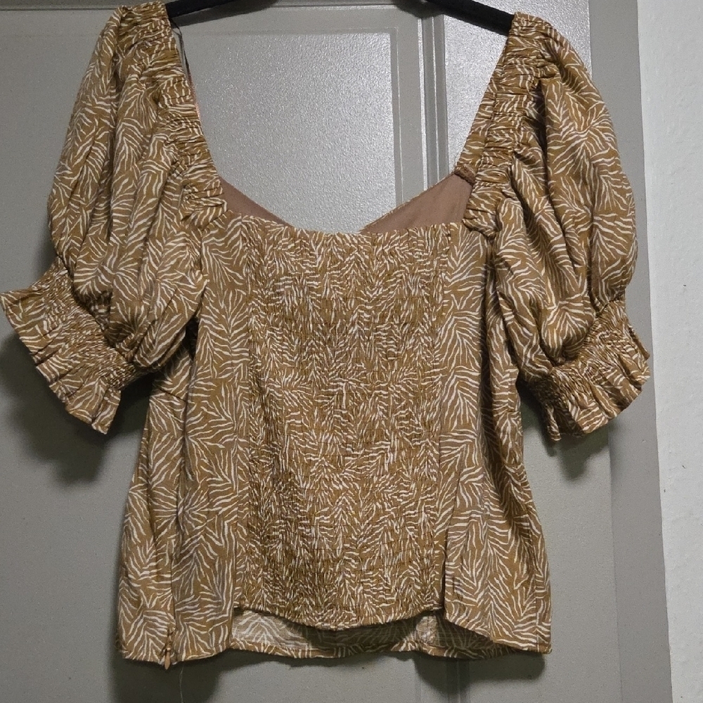 Nine West Beige Patterned Puff Sleeve Blouse - Picture 2 of 3